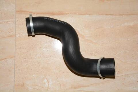 Wąż turbo AUDI Q5 09-13 2.0TDI 8R0145737N