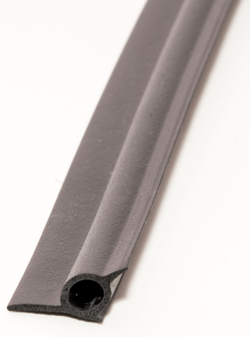 Uszczelka pokrywy bagażnika FSM 126p oryginał