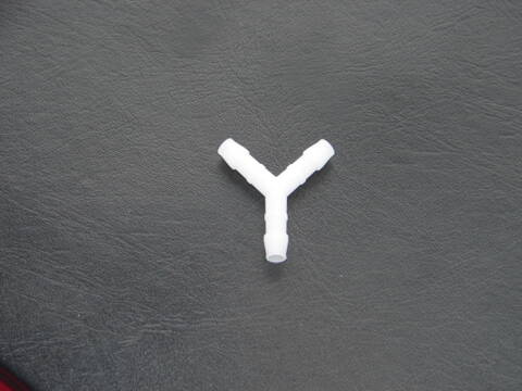 Trójnik plastikowy YS14 na wąż 14x14x14mm POM