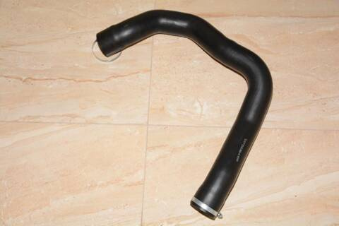 Wąż intercoolera ALFA ROMEO 147 1.9 JTD 51702364