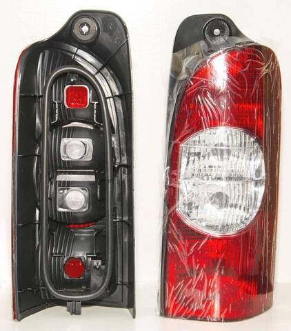 Lampa tylna prawa MASTER II 2003-2009 8200171478